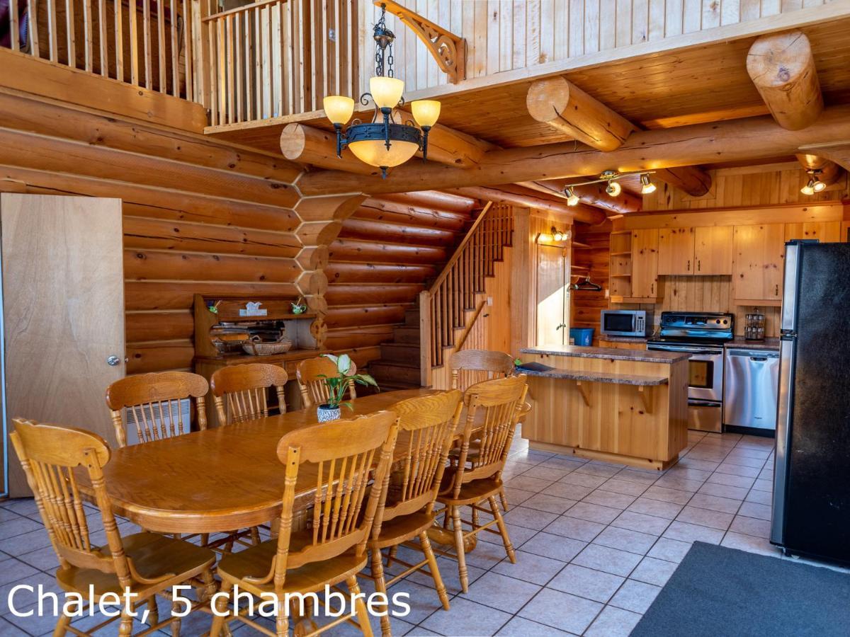 צ'מבורד Chalets Et Spa Lac Saint-Jean מראה חיצוני תמונה