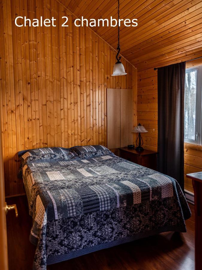 צ'מבורד Chalets Et Spa Lac Saint-Jean מראה חיצוני תמונה