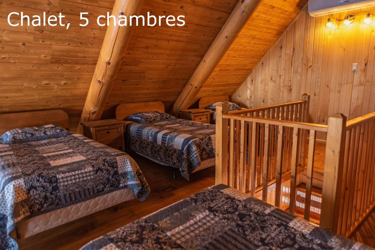 צ'מבורד Chalets Et Spa Lac Saint-Jean מראה חיצוני תמונה
