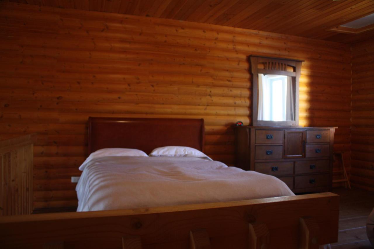 צ'מבורד Chalets Et Spa Lac Saint-Jean מראה חיצוני תמונה