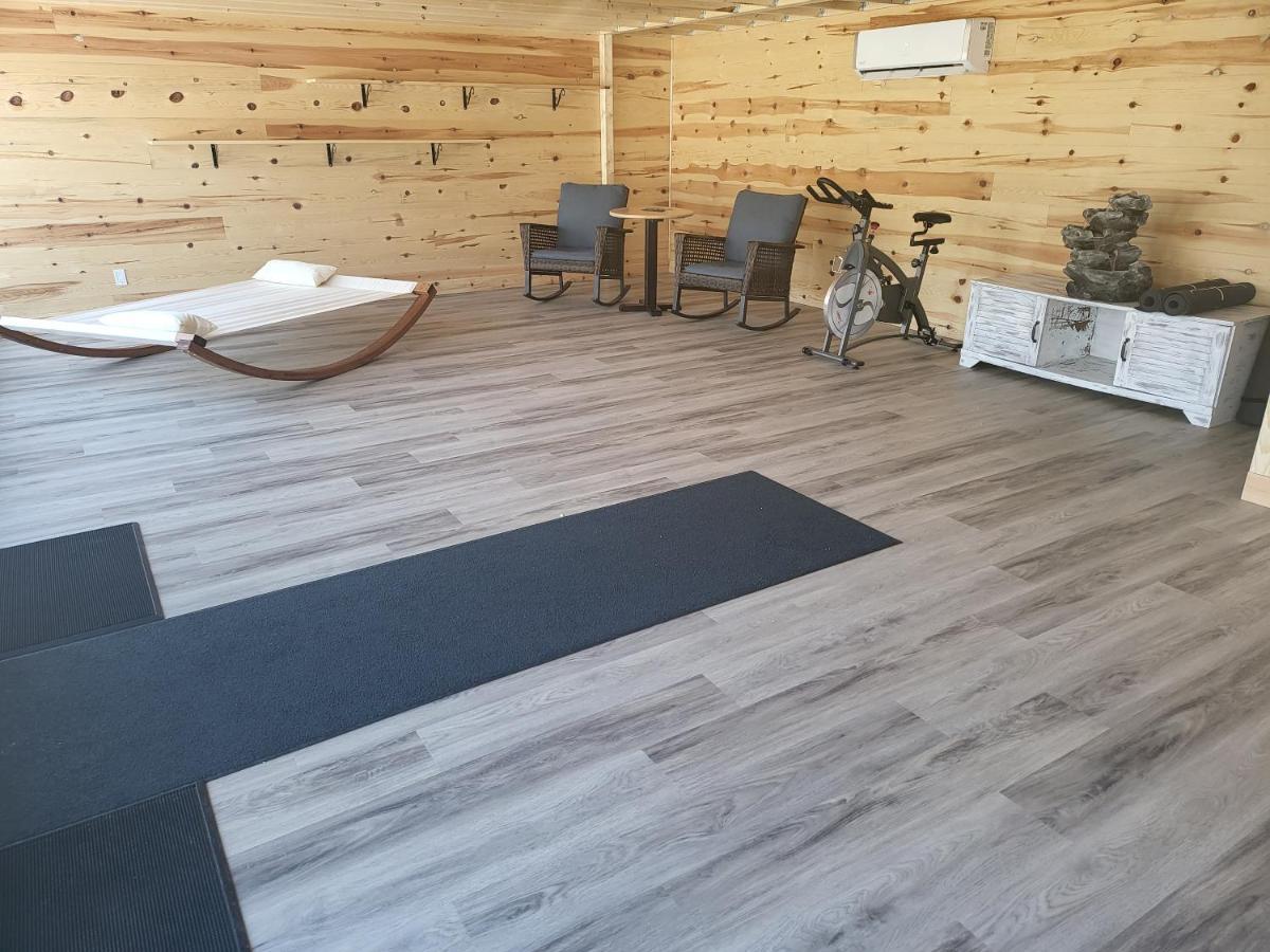 צ'מבורד Chalets Et Spa Lac Saint-Jean מראה חיצוני תמונה